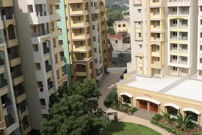 Image de Suite Royal Orchid 3bhk Lakend