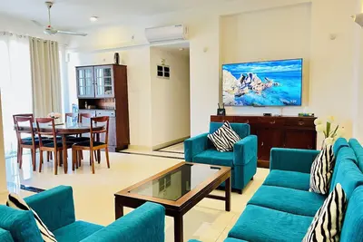 Image de Appartement moderne d'une chambre, dans un quartier calme