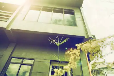 Image de Maison de vacances conçue blanche, lumineuse et minimaliste à Baguio City