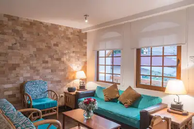 Image de # 2 / Hab. Matrimonial + Cama Adicional + Terraza -Piso 2