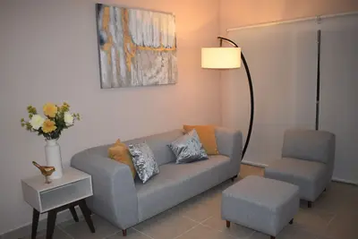 Image de Appartement luxueux \"Golden Breeze Home\"