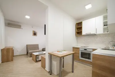 Studio moderne Très bien situé