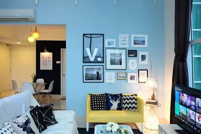Image de Vivienne | Penang Urban Seafront Holiday Home 海景 套房