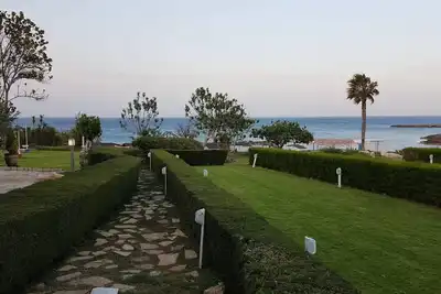Image de Amazing Beach Front Villa avec piscine