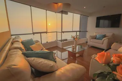 Image de Oceanfront Penthouse à Miraflores
