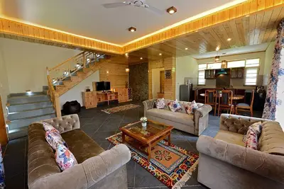 Image de Cottage de luxe 3bhk à Treetops Cottage, Manali