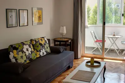 Image de 5 min à pied du centre, belle et calme appartement