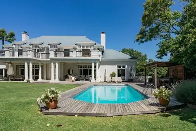 Image de Magnifique maison familiale à Upper Constantia