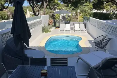 Image de Maison de ville avec piscine privée