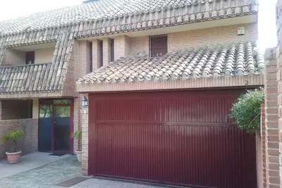 Image de Villa Semi-DÉTACHÉE Avec Piscine Individuelle En Torrelodones Wifi Gratuit, Barbecue