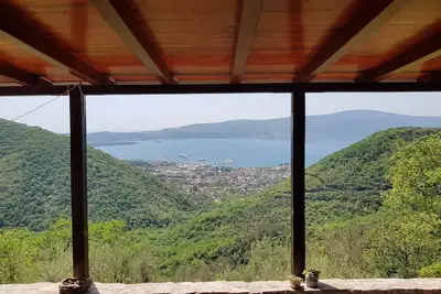 Image de Villa Look - avec une grande terrasse et vue panoramique sur la mer sur un excellent emplacement
