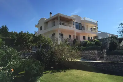 Image de Appartements Elaianthos - ΜIKRI Mantinia, Kalamata