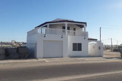 Image de Belle maison de 3 chambres juste à côté de la 13ème, Casa de Los Abuelos à Rocky