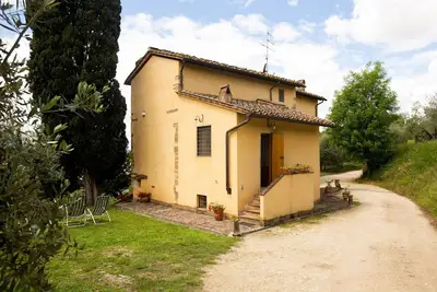Image de Vue Sur La Belle Maison chianti pour les familles avec jardin et piscine wi fi gratuit