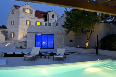 Image de Villa de luxe Komelo- Maison en pierre à Skrip Le village le plus ancien sur l'île Brac