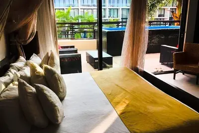 Image de Aldea Thai Master Suite avec piscine privée et Terraze 2 Big Br par Oceanfront