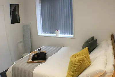 Image de Incroyables chambres avec salle de bains - emplacement du centre