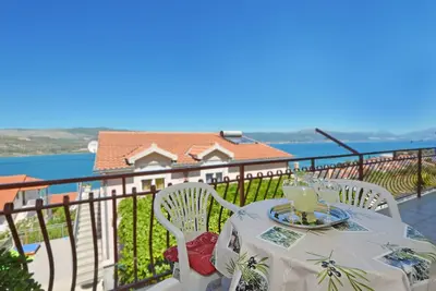 Image de Appartement Fani avec 3 chambres à Mastrinka près de Trogir