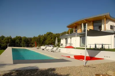 Image de Villa avec service quotidien, prise en charge et retour depuis l'aéroport, voiture disponible