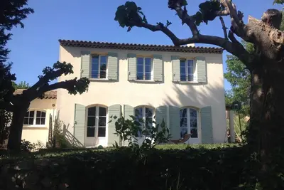 Image de Bastide Provençale à proximité d'Aix en Provence