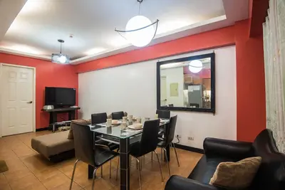 Image de Luxe et confortable Chic 2br avec WiFi