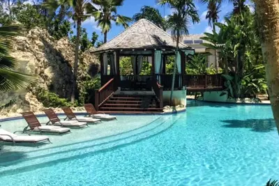 Image de Villa isolée de 3 chambres, pour 6 personnes, près de la plage de Gibbs, comprend la femme de ménage