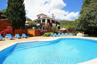 6 Chambre, Loft, Piscine chauffée, Spa extérieur, Bar extérieur, Feu