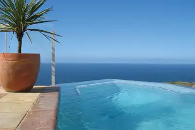 Image de Villa de luxe sur Pezula Golf et Country Club Estate, avec piscine privée chauffée