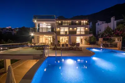 VİLLA No Comparer 6 Chambre Et 2 Salon Avec 2 Grandes Piscines À Kalan