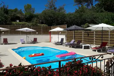 Image de Maison Avec Piscine Privee et chauffée (au calme) : Aie Pepita