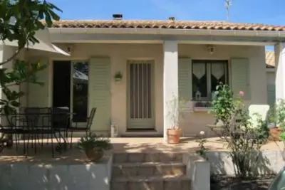 Image de Agréable villa avec jardin