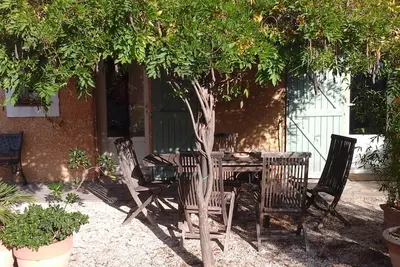 Image de Grande maison avec piscine