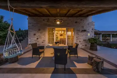 Image de Villa De Luxe avec Spa et Piscine PRIVÉE, 20% de réduction pour octobre 2019