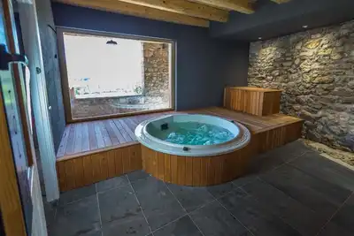 Image de Cal Rossa Taus, Exclusive Maison Rurale Groupes de 10 à 23 personnes, Spa.