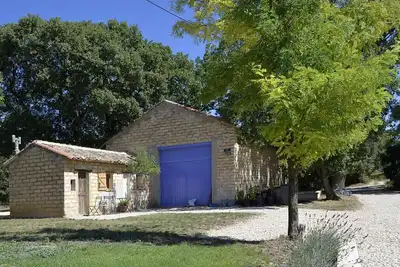 Image de Studio Abricot est un petit studio confortable pour deux personnes.