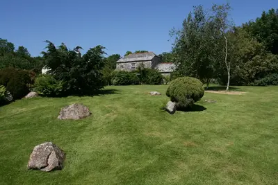 Image de 2 Chambre Logement dans deux acres de jardins sur le bord du village de Blisland
