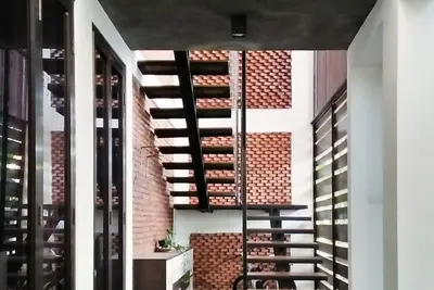 Image de Chambre économique confortable et conviviale au centre-ville