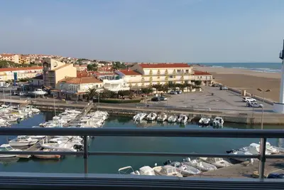 Image de Grand T2 - Belle Vue Port/Mer - Accès plage voie piétonne