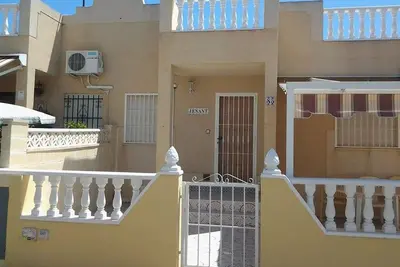 Image de Beautiful 2-bdrm bungalow with terrace, solarium + magnificent communal pool