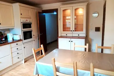 Image de 4 Maison Double / Triple Chambre - Fibre Optique Wi-Fi