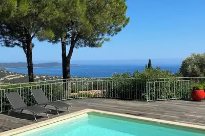 Image de Villa 13/14 personnes, piscine, vue exceptionnelle. Possibilité 15/16 personnes