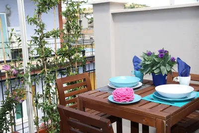 Image de Bel appartement de trois pièces au dernier étage dans le centre de San Benedetto, proche de tout