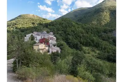 Image de Slowcanda Ă Bacciardi Piobbico Appartement 6 personnes