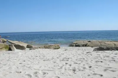 Image de Treffiagat: Belle Maison En Pierre RÉNOVÉE - bord de mer -