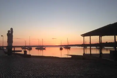 Image de Alvor- Villa près de la plage et de la ville animée. Promenade à la plage, cafés, bars, restaurants