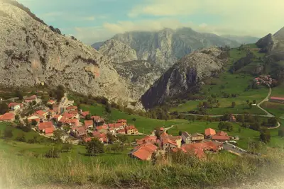 Image de Pics d'Europe. Bejes 20 km de Potes