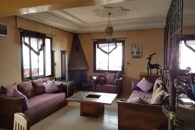 Image de Chambre À Louer Dans Un Appartement familial (2e)