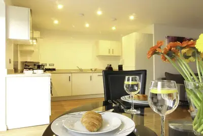 Image de Ur City Pad - The Cambridge Whole 2 Bedroom Apartment