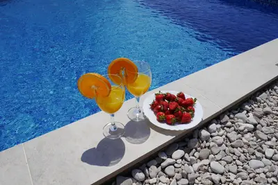 Image de Villa avec Vue sur la Mer Podgora