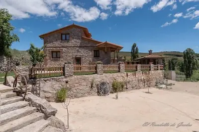Image de Gîte rural (location complète) El Rondillo de Gredos pour 6 personnes